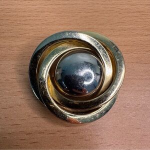 Grosse Germany for Christian Dior Brooch Gold Plated Love Knot Atomic Pin 1968